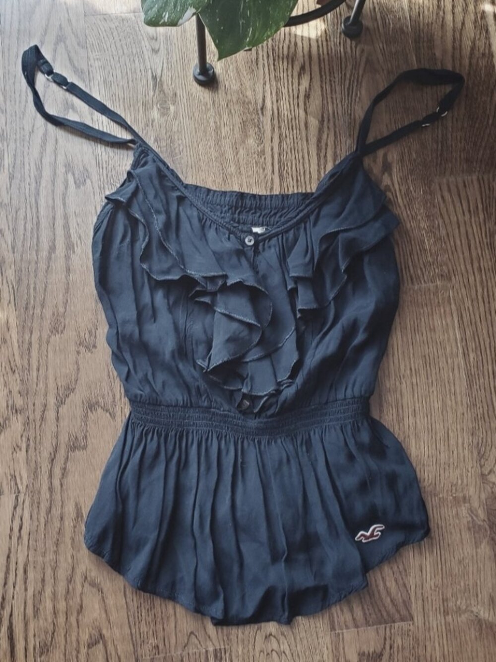 Y2K Rare Hollister Navy Peplum Ruffle Front Smocked Waist Cami Top